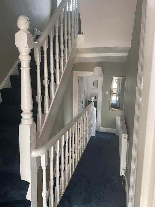 Townhouse In Belfast, Newtownabbey. Villa Esterno foto