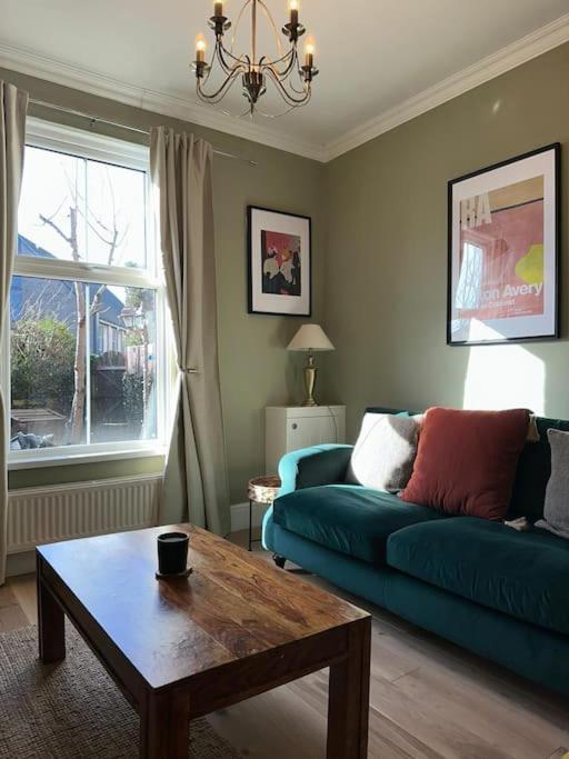 Townhouse In Belfast, Newtownabbey. Villa Esterno foto